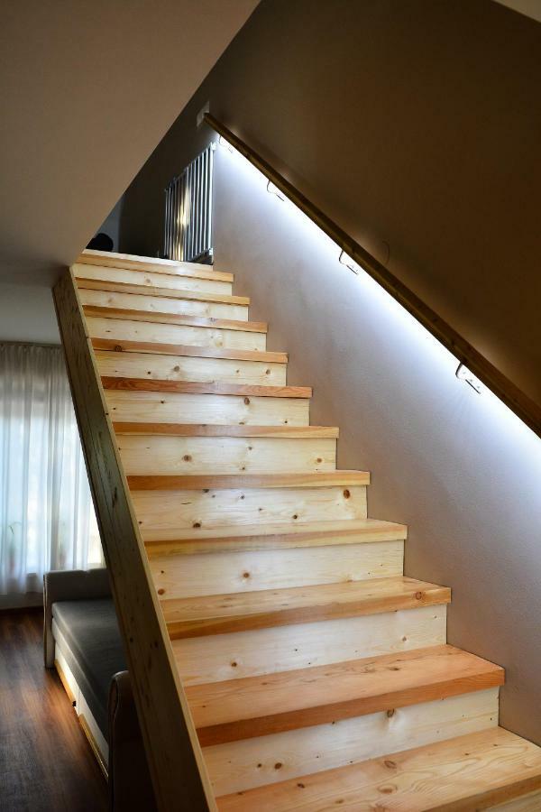 Room4U Apartment Balatonszárszó Eksteriør billede